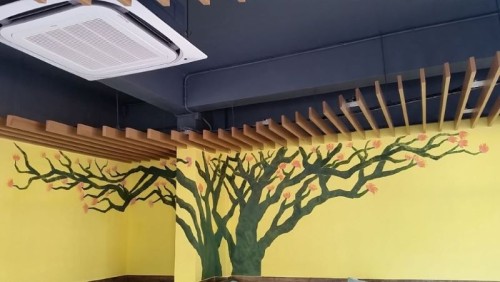 Using yellow and blue as day and night, this work builds a dream garden. The Sun Tree and Moon Tree embody Yin and Yang, symbolizing nature’s eternal cycle. Thick brushstrokes create a majestic form, while the textured surface hides a mystery yet to be uncovered.Privately collected.

